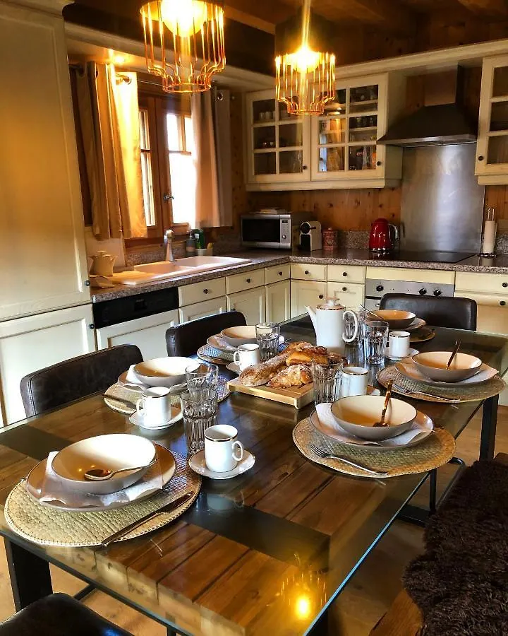 Вилла Alpine Retreat With Mont Blanc View, Chamonix, Private Parking 0*, Шамони Франция